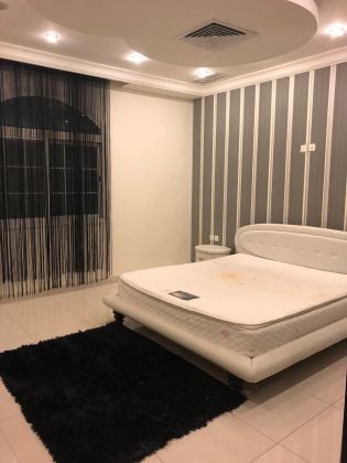 A Very Nice 3 Bedroom Super Deluxe Villa Flat in Mangaf.