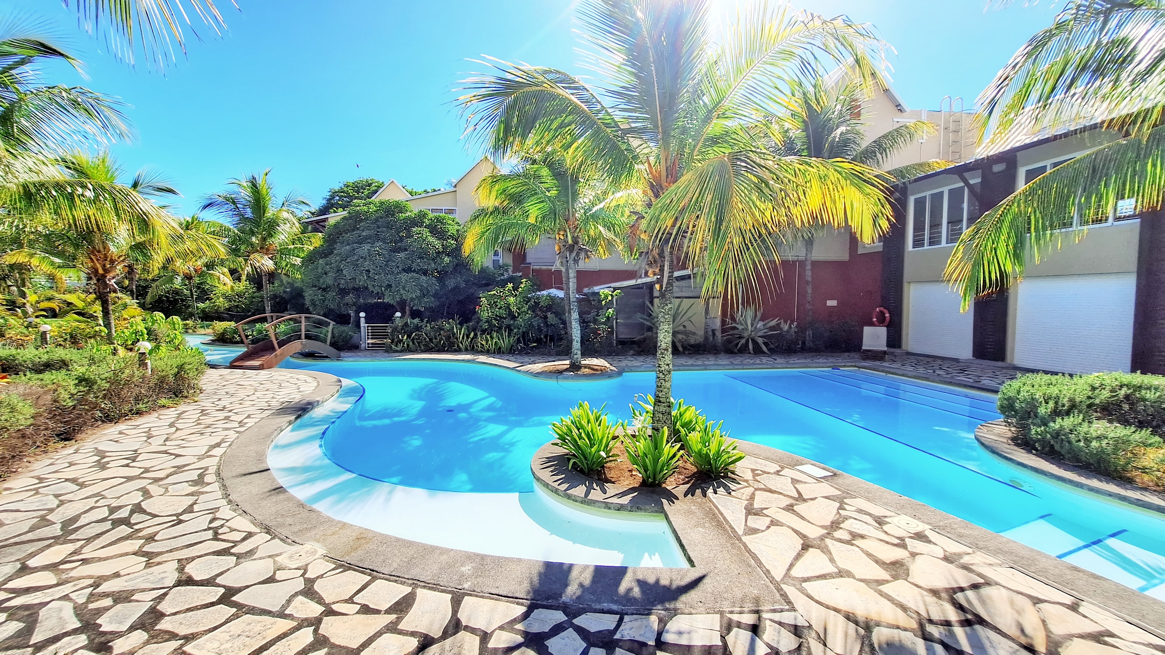 Charmante maison jumelée de 3 chambres