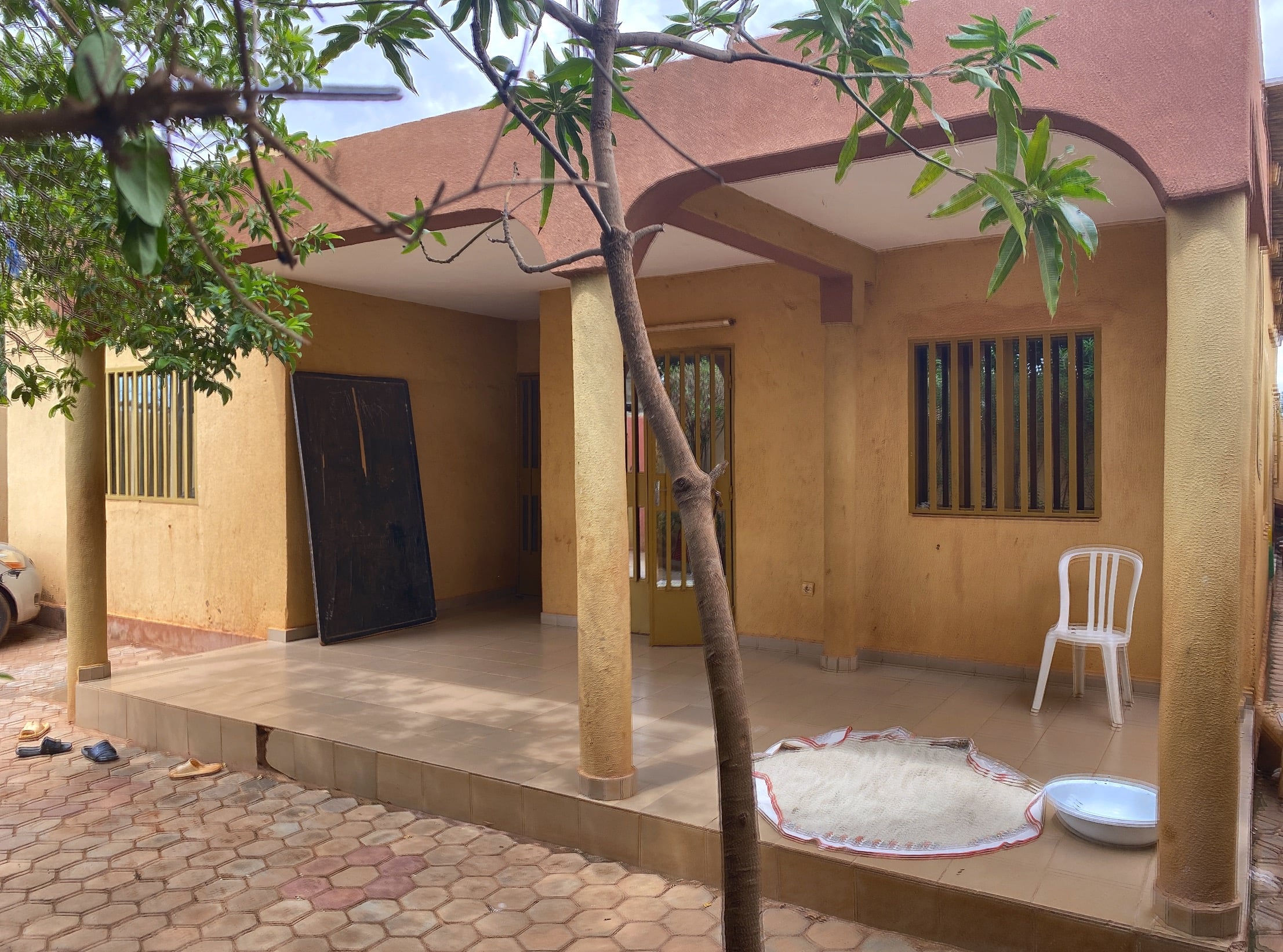 UNE BELLE VILLA DE TYPE F5 EN LOCATION À NAGRIN AVEC PERFECTOR IMMOBILIER