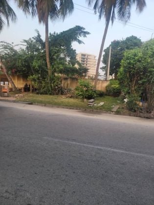 zone4 vers RMO location d'un terrain 2800m2 clotur&#2013265929