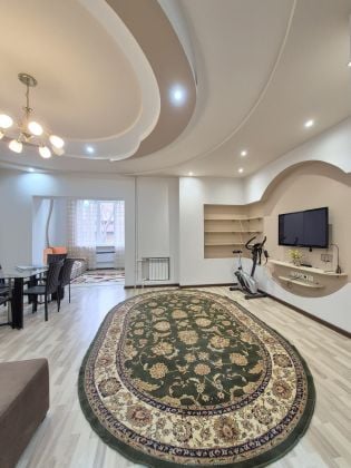 Comfortable 2 bedrooms and 2 bathrooms apartment of 95 m2 next to "Grand ...