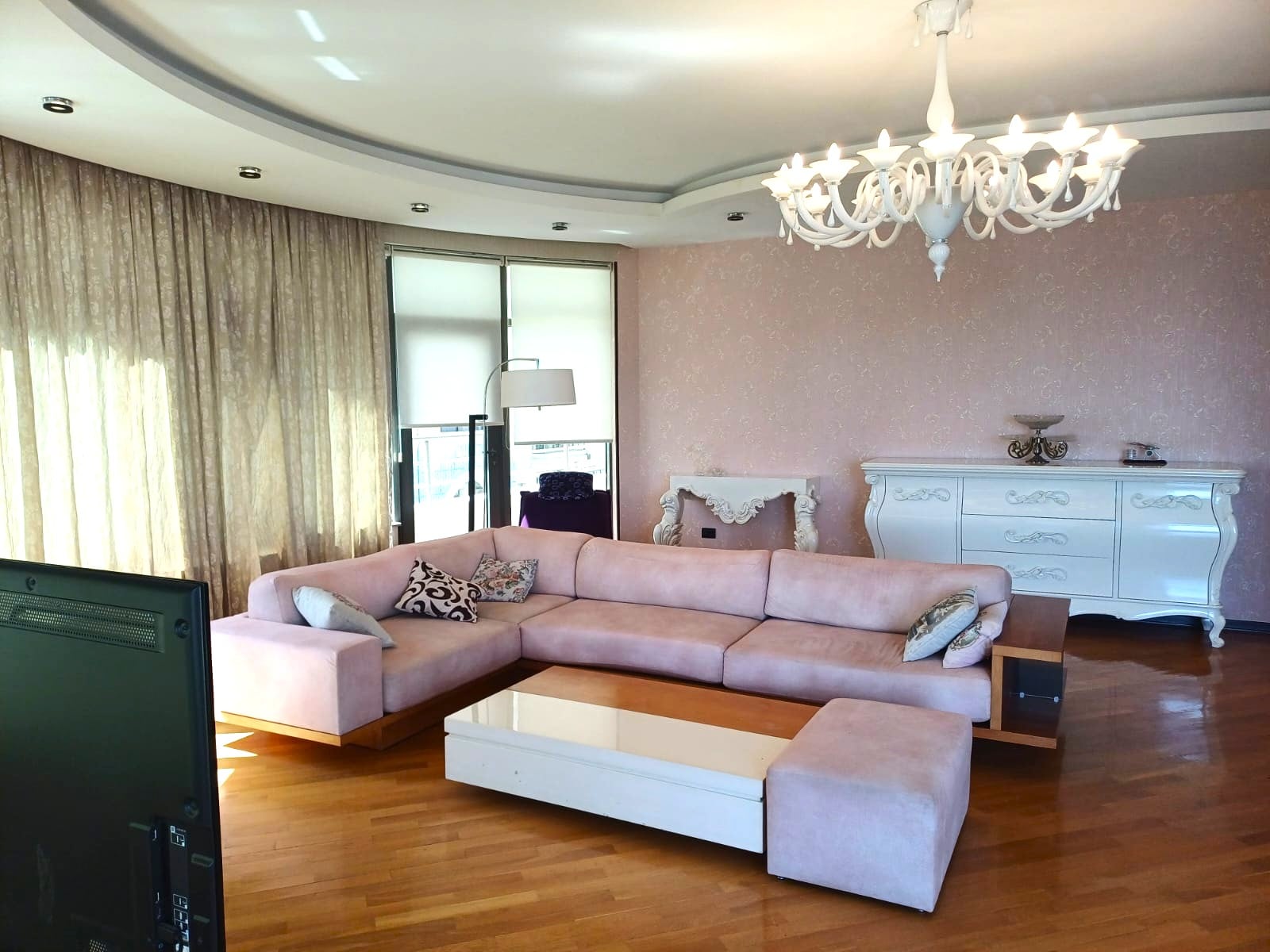 CITY CENTER!!! FOUNTAIN SQUARE!! Apartment with a sea view!!!