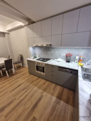 2 BDR close to Nizami metro (near Caspian Plaza)