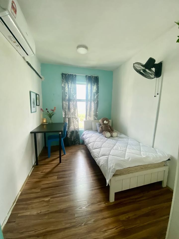 Female Room @ Arte Subang West | Walk to MSU | RM700