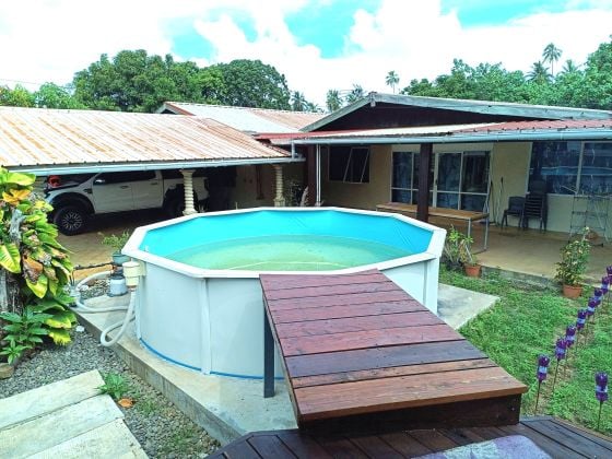 Moorea Loue grande maison 200m² à Haumi. Coté montagne ...