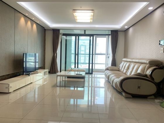 Spacious 3-Bedroom Condo for Rent in Boeung Keng Kang 1