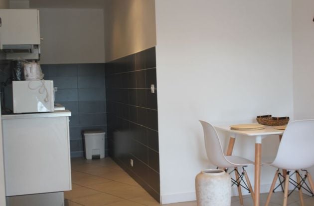 IVANDRY APPARTTEMENT T2 SEMI MEUBLE DANS UNE RESIDENCE SECURISEE AVEC ...