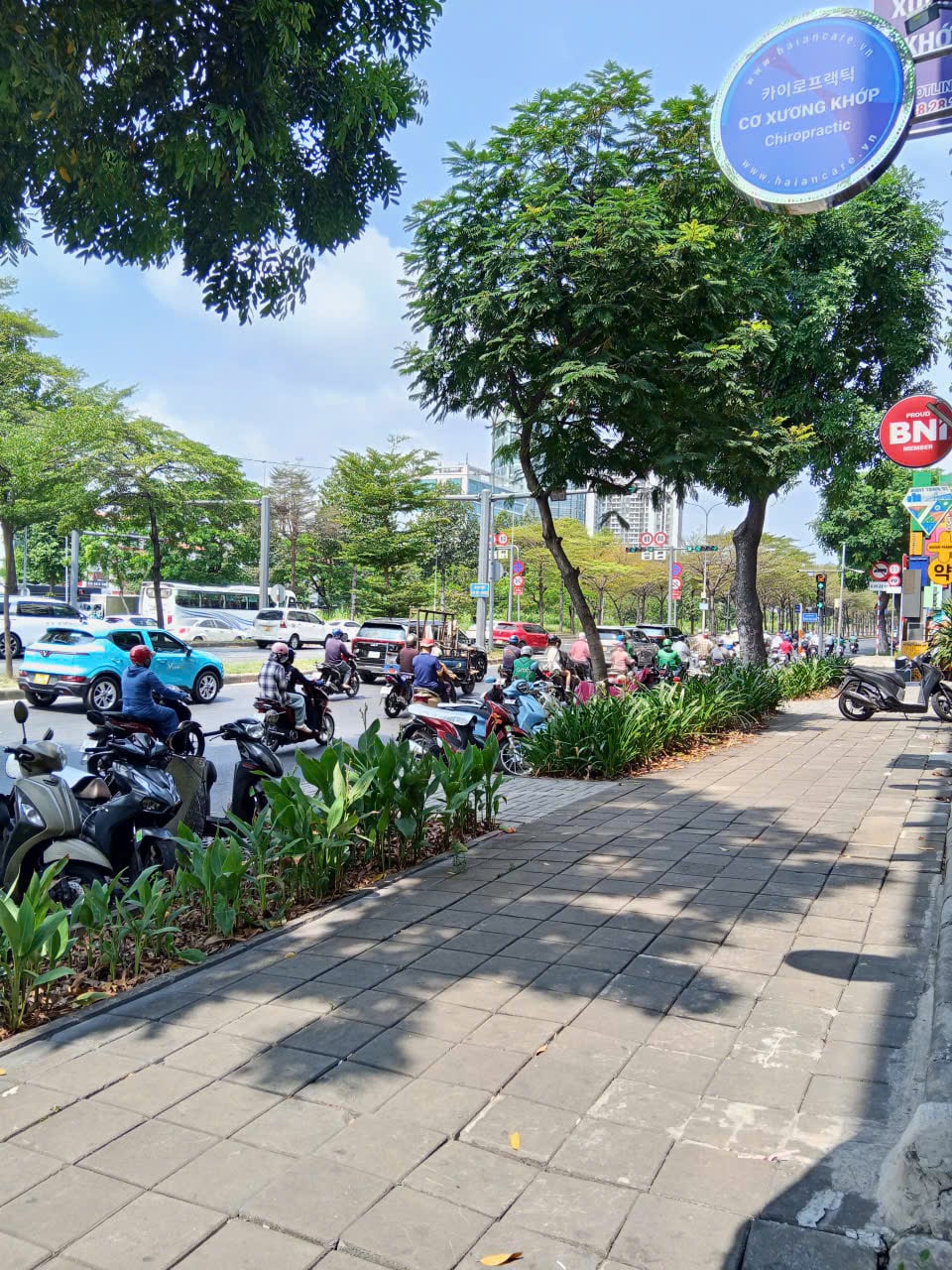 Prime Restaurant-Ready Shophouse in Phu My Hung – Move In & Start Earning From Day 1