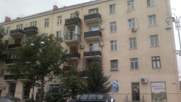 2-room flat near Sahil m/st & seaside boulevard