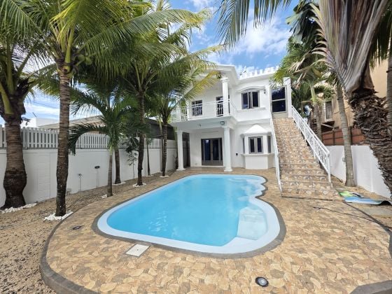 SUPERBE PROPRIÉTÉ À VENDRE – PEREYBÈRE