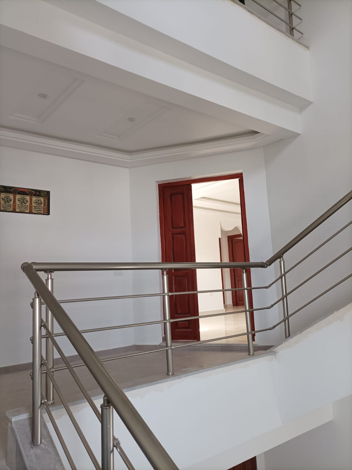 Beau et Spacieux Appartement Haut Standing neuf 