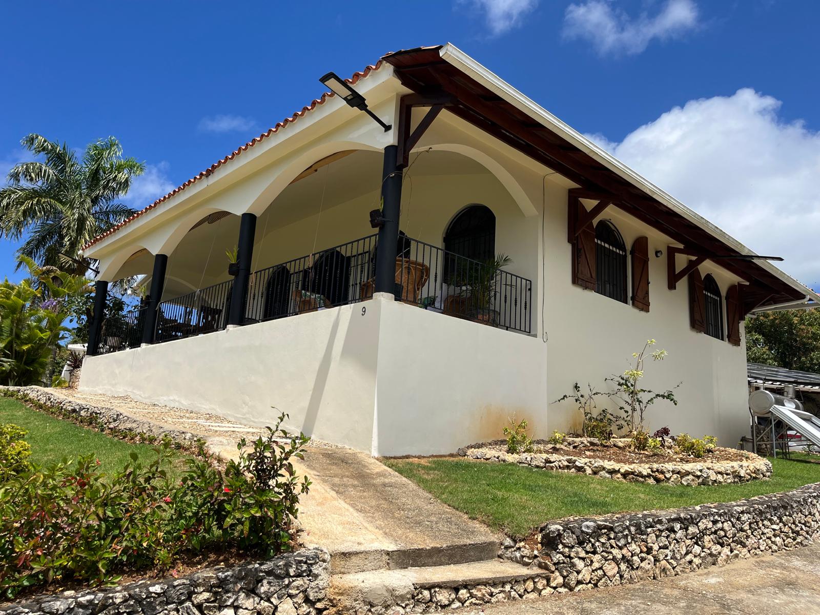 Maison coloniale avec vue panoramique sur la baie de Rio San Juan