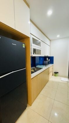 Nice, modern 2 – bedroom apartment with balcony in Cau Giay district ...