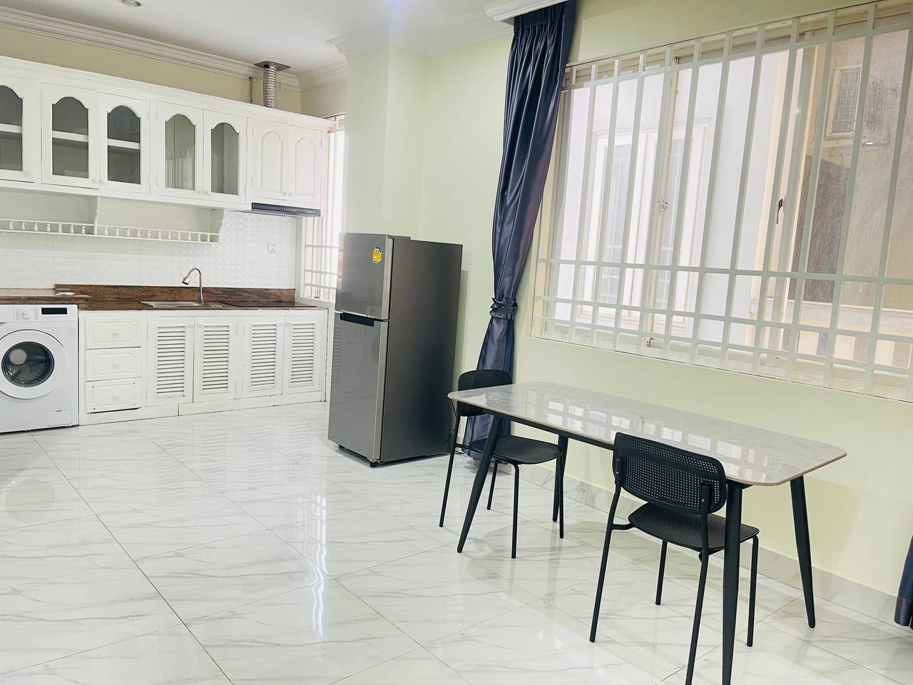 PHNOM PENH EN LOCATION APPARTEMENT 2 CHAMBRES