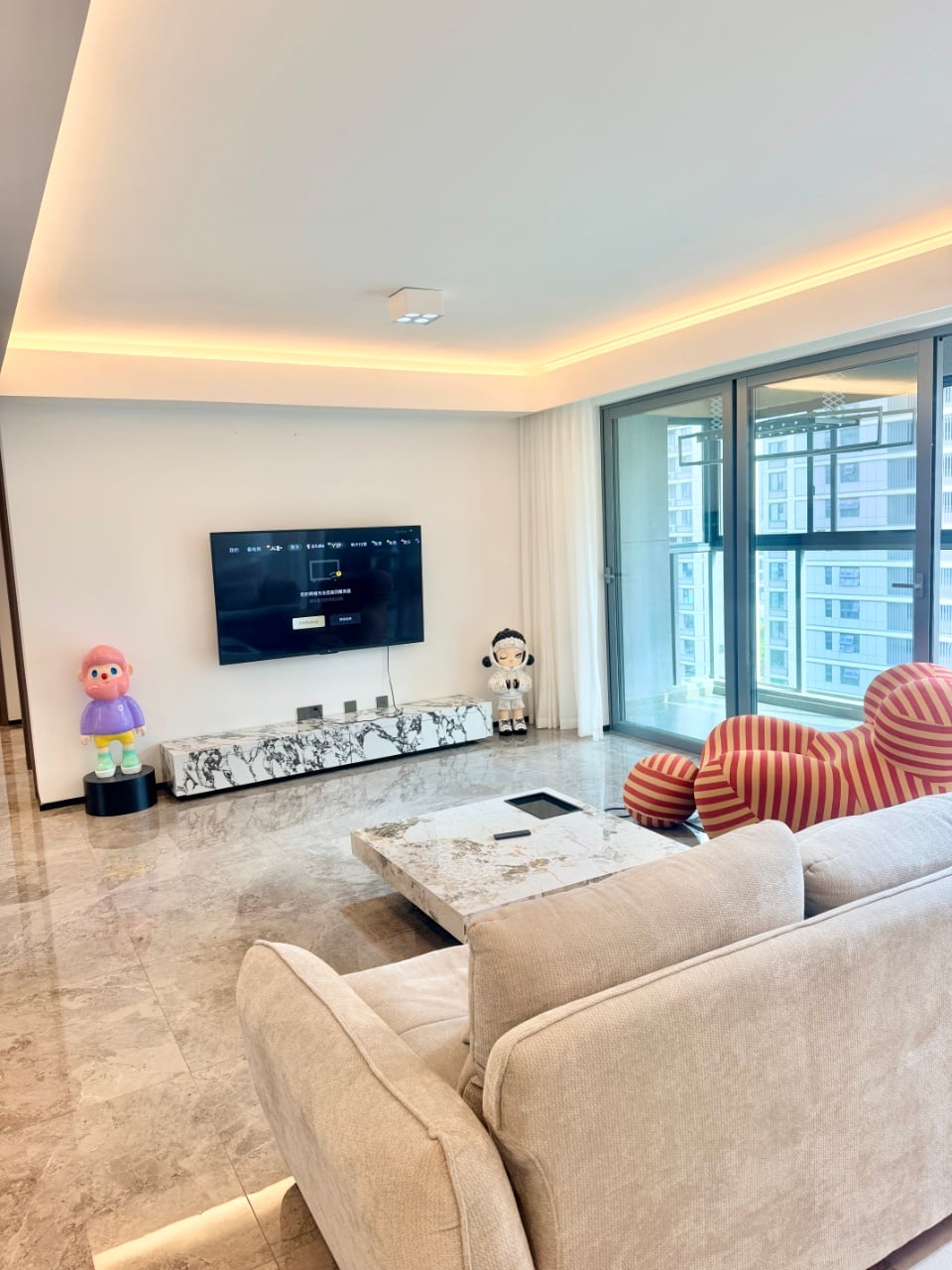 luxuary 4beds/Royal park mansion /close to SSIS/Duilwicheast lake/high class community