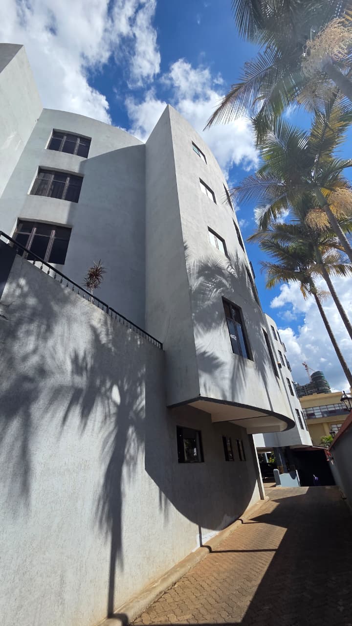 Lujosos espacios habitables de 4 dormitorios diseñados para brindar comodidad, elegancia y privacidad.