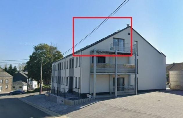 Belgique 5555 Bievre : agréable appartement, 2 chambres, terrasse. 