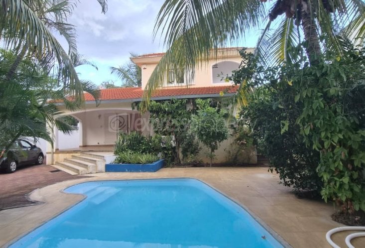 maison a vendre a ALBION 