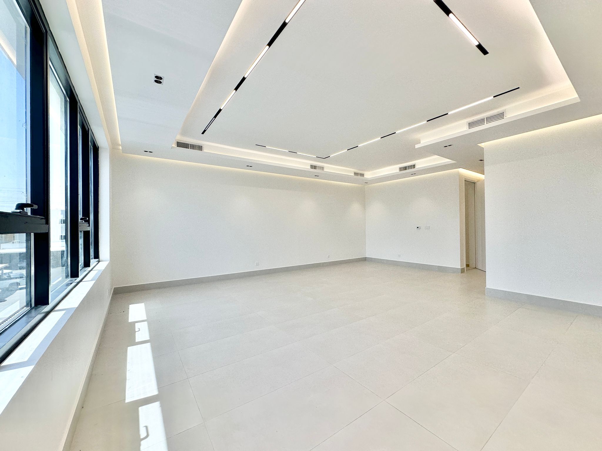 Brand new Five bedroom floor for rent in Sabha Al salem