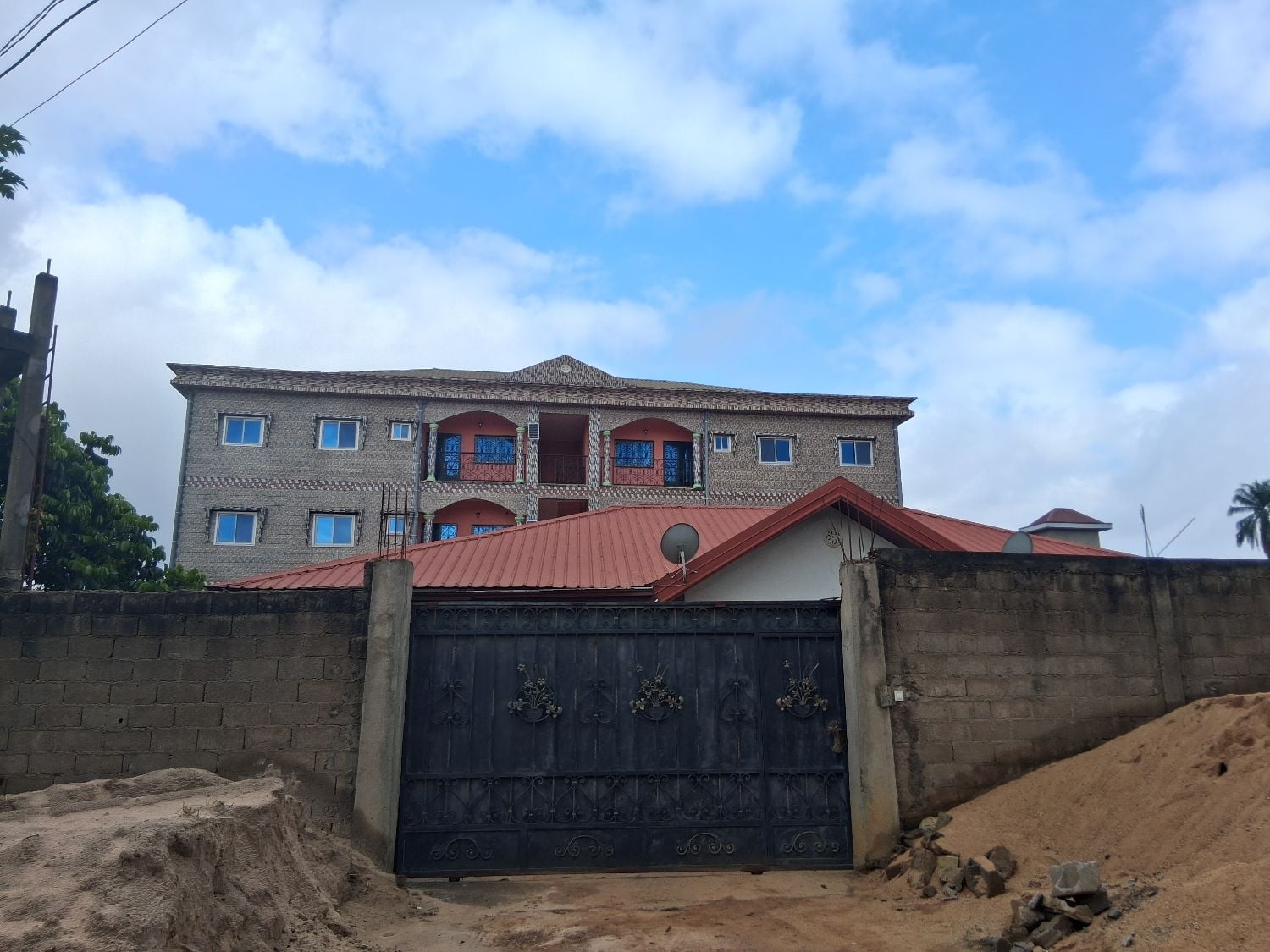 Appartement a louer a yaounde Nkoabang 