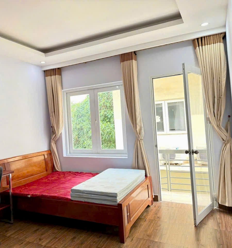 &#55357&#56613 LIVE SMART. EARN EASY. 14 ROOMS HOUSE FOR RENT NEAR RMIT – DISTRICT 7