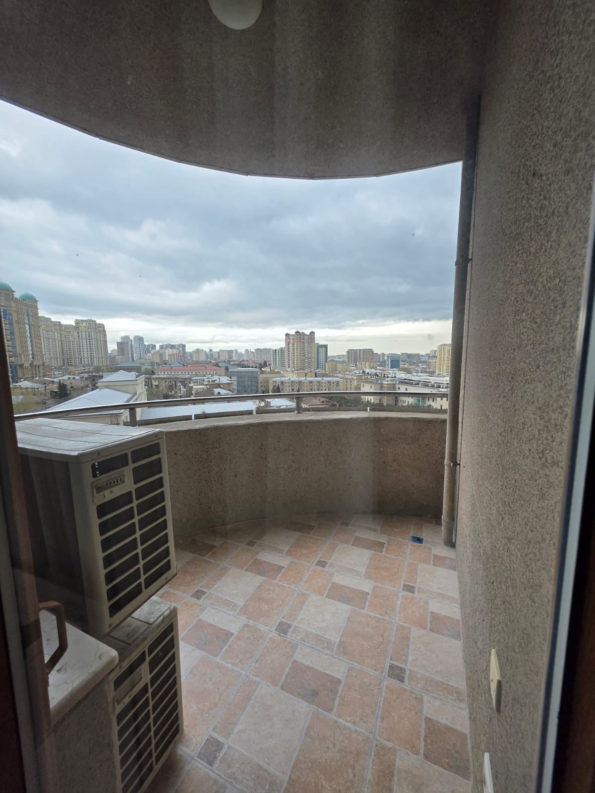 2 BDR apt close to State Statistics Kommittee