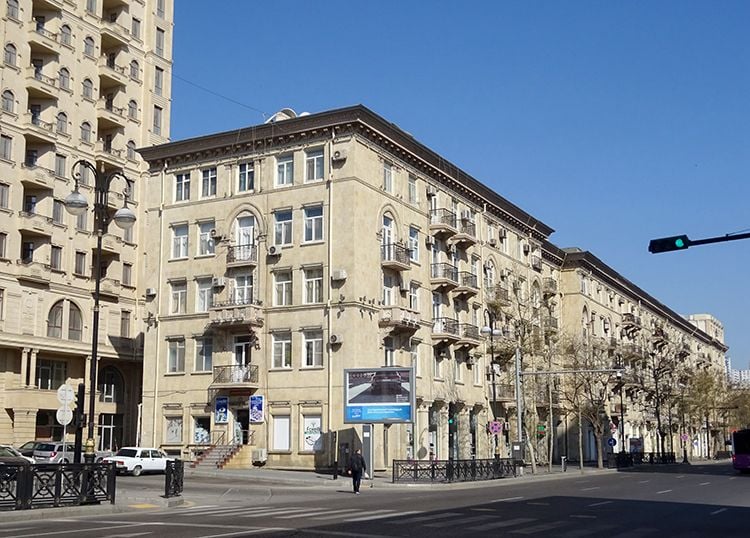 1-room apt close to MUM & Old City