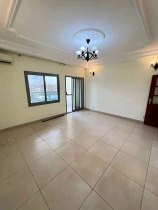 Appartamento in affitto a Bonapriso, Douala 