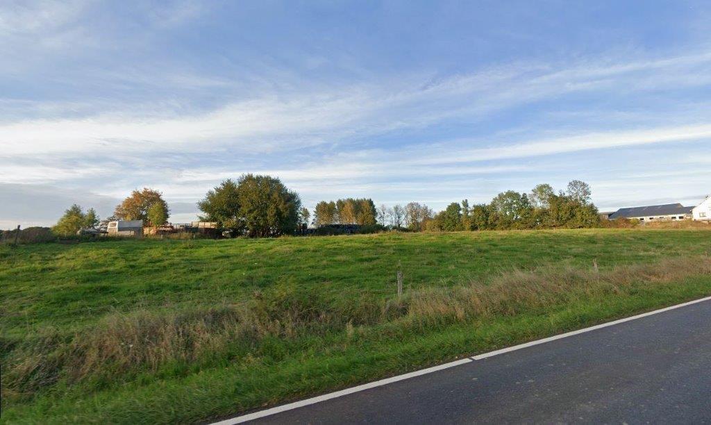 Belgique GAUME 6769 Gérouville : terrain à batir, 18a 34ca.