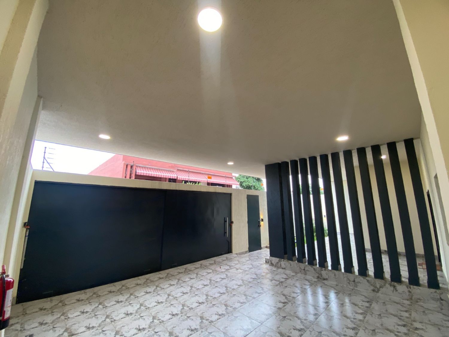 En location - Angré Djibi Cité Arc- en ciel 