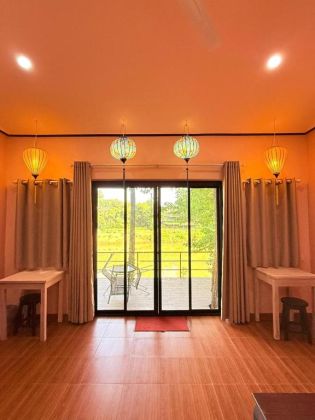 Appartamento di lusso con vista sul fiume in affitto.