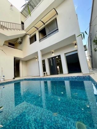 Riviera 4, villa dúplex de 6 habitaciones disponible de inmediato. 