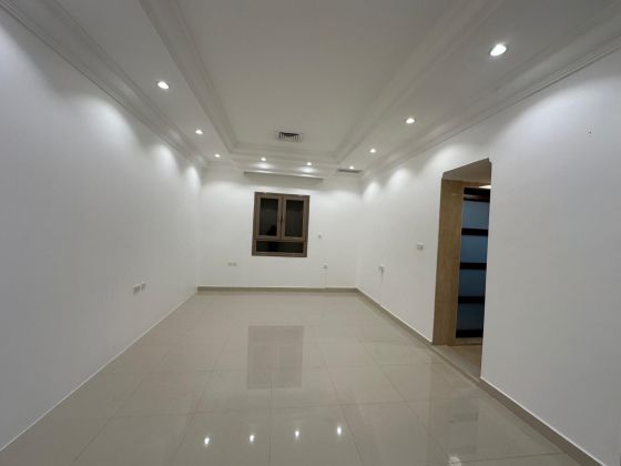 Beautiful 3 Bedroom Ground Floor Apartment for Rent in Abu Fatira.