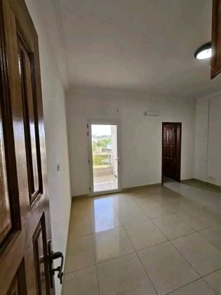 Appartement à louer au bas de gué gué 