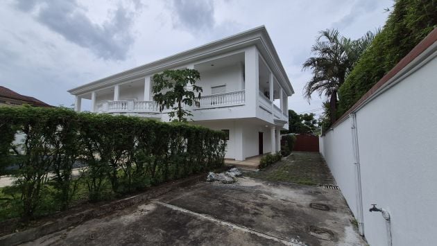 *À LOUER - APPARTEMENT 2 CHAMBRES - BATTERIE 4 