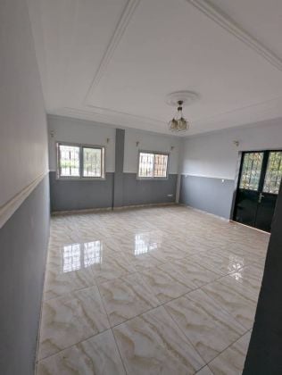 Magnifique Appartement Bon Standing à louer à Odza