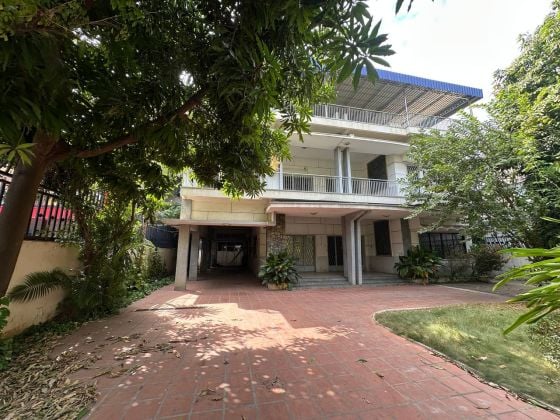 Spacious 8-Bedroom Villa for Rent in Boeung Keng Kang
