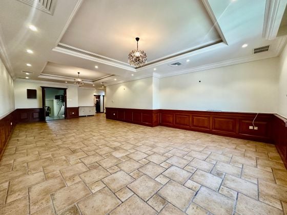 Spacious three bedroom apartment for rent in Qortuba