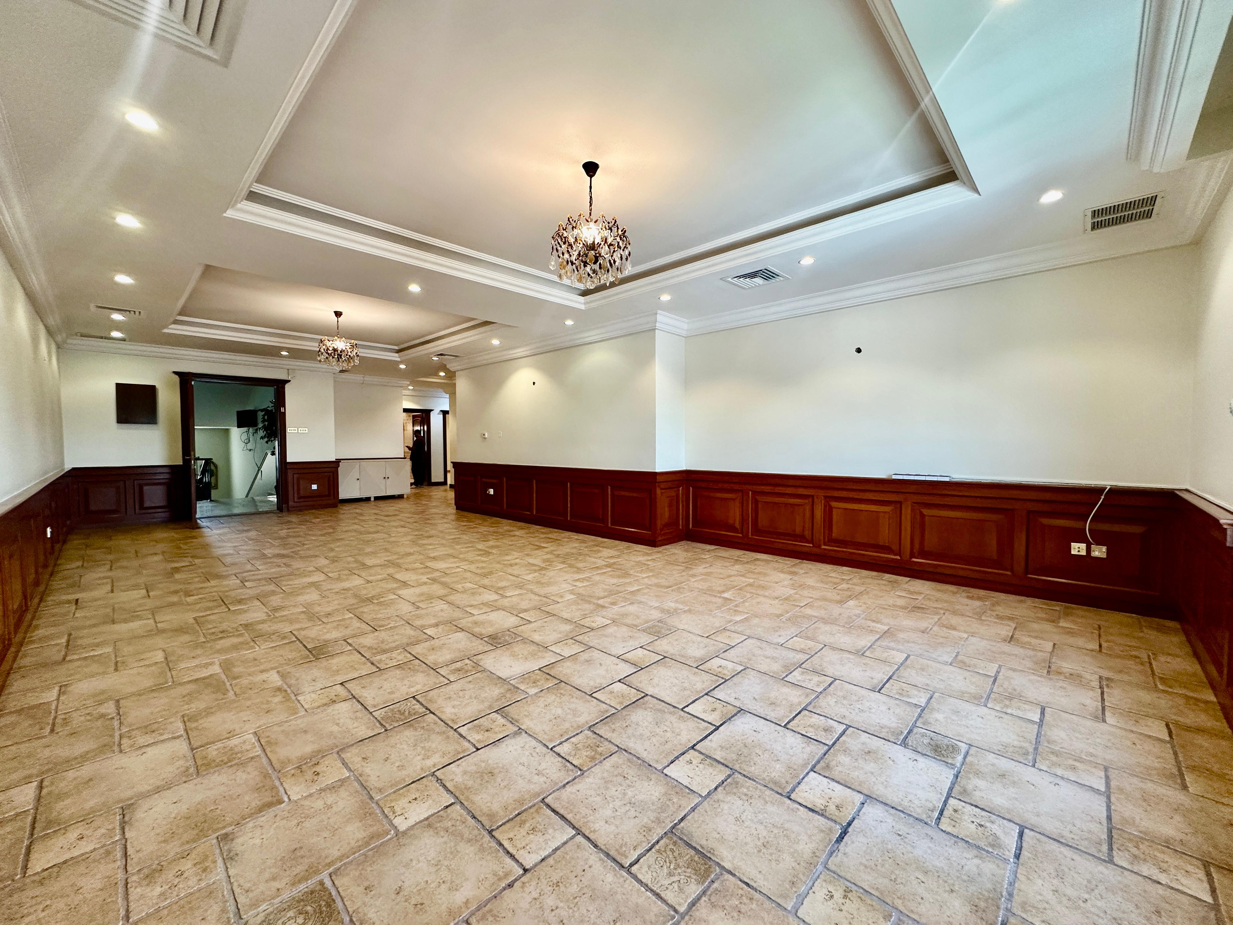 Spacious three bedroom apartment for rent in Qortuba