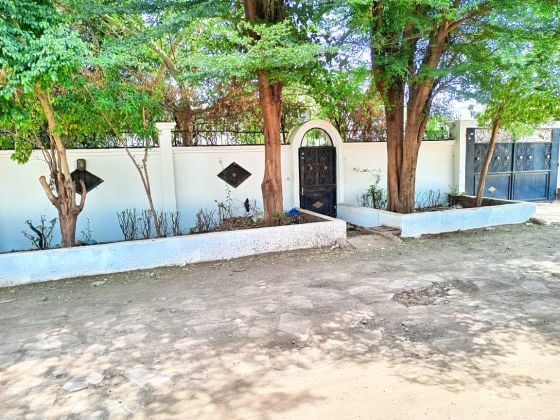 Villa avec jardin à louer à Faso kanu 