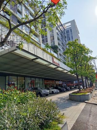 &#55356&#57313 Live Smart in Phu My Hung – Fully Furnished 2BR at ...