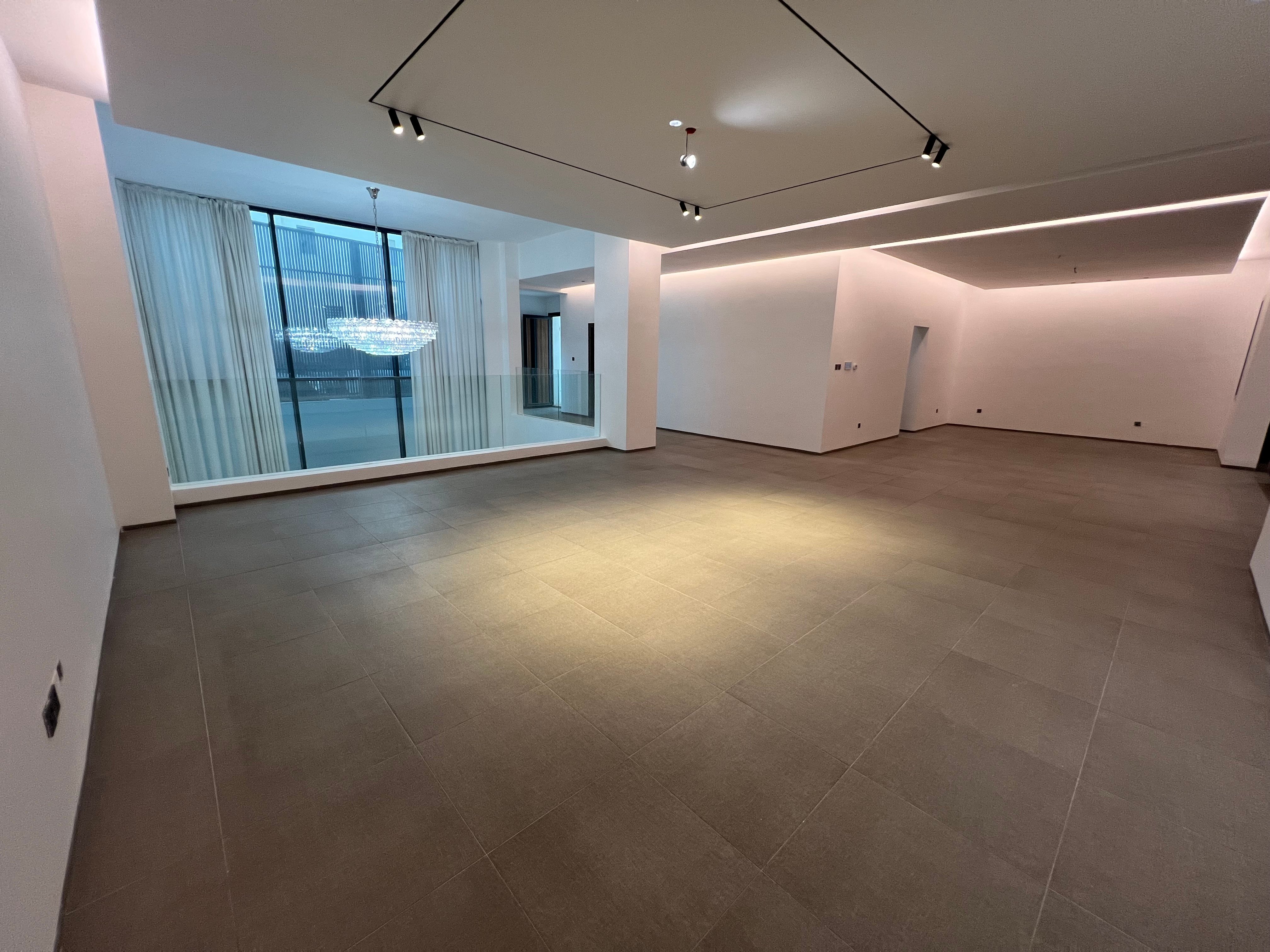 Abu Fatira, amaizing 5 bedroom duplex