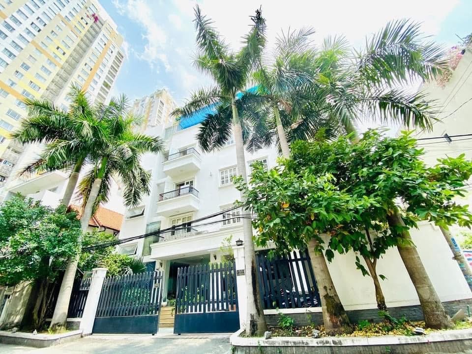 MODERN STUDIO IN THAO DIEN – MOVE IN TODAY!
