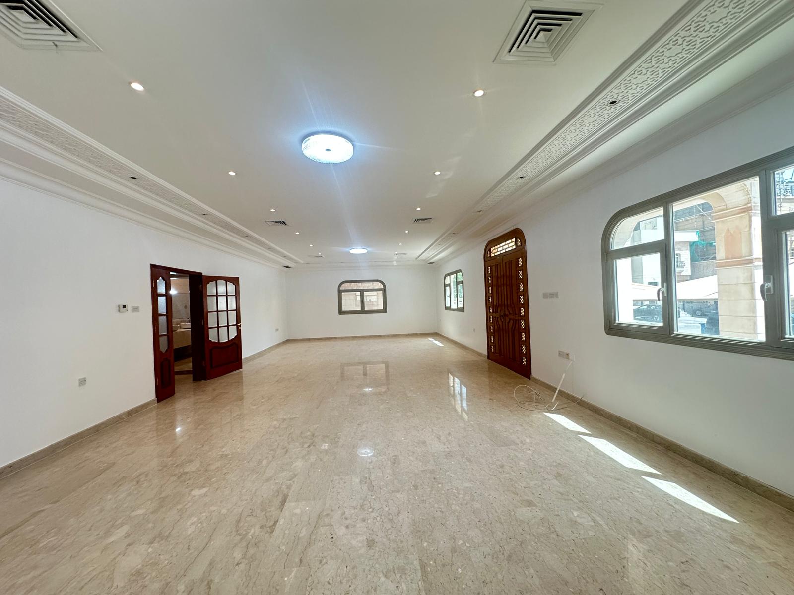 4 Storayed Private Villa for Rent in Adan.