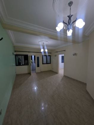 Joli et Vaste Appartement Bon Standing à louer à Odza