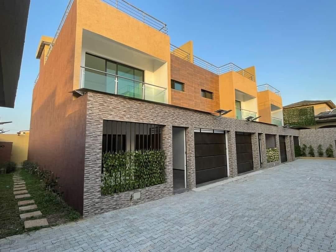 MISE EN LOCATION D'UNE VILLA À LA RIVIERA 4