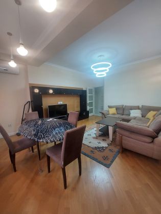2-room apt close to 28MAY metro & Port Baku