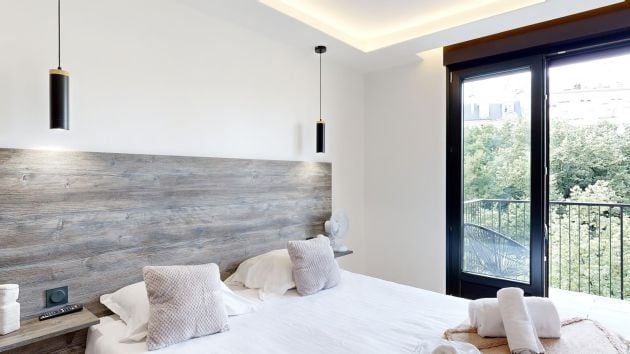 Private Room in 140m² Apartment – Paris 15