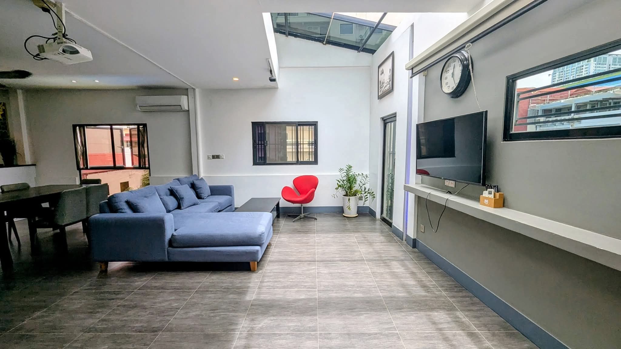 Special Price 3 bedroom for rent, Per friendly 