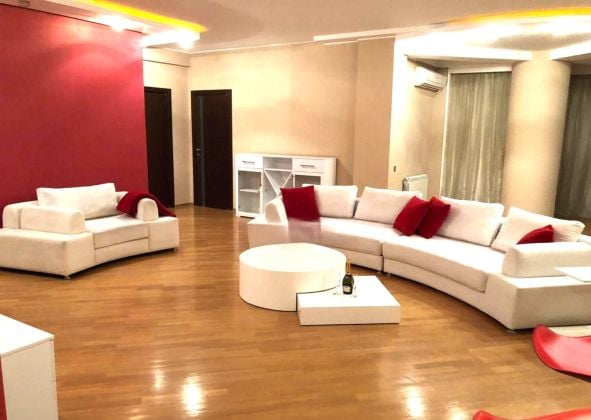 OR SALE URGENTLY! A magnificent 4-room modern apartment with a total area ...